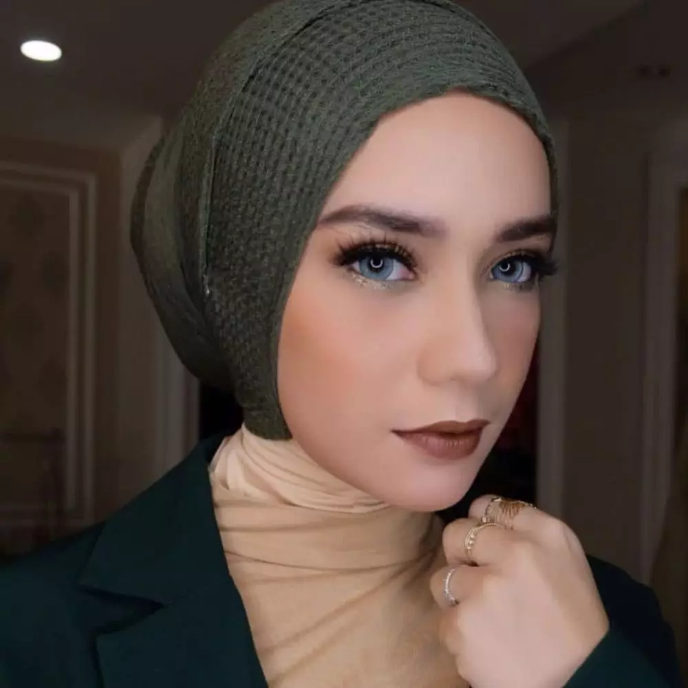 Potret Putri Anne pakai makeup tebal © 2020 brilio.net