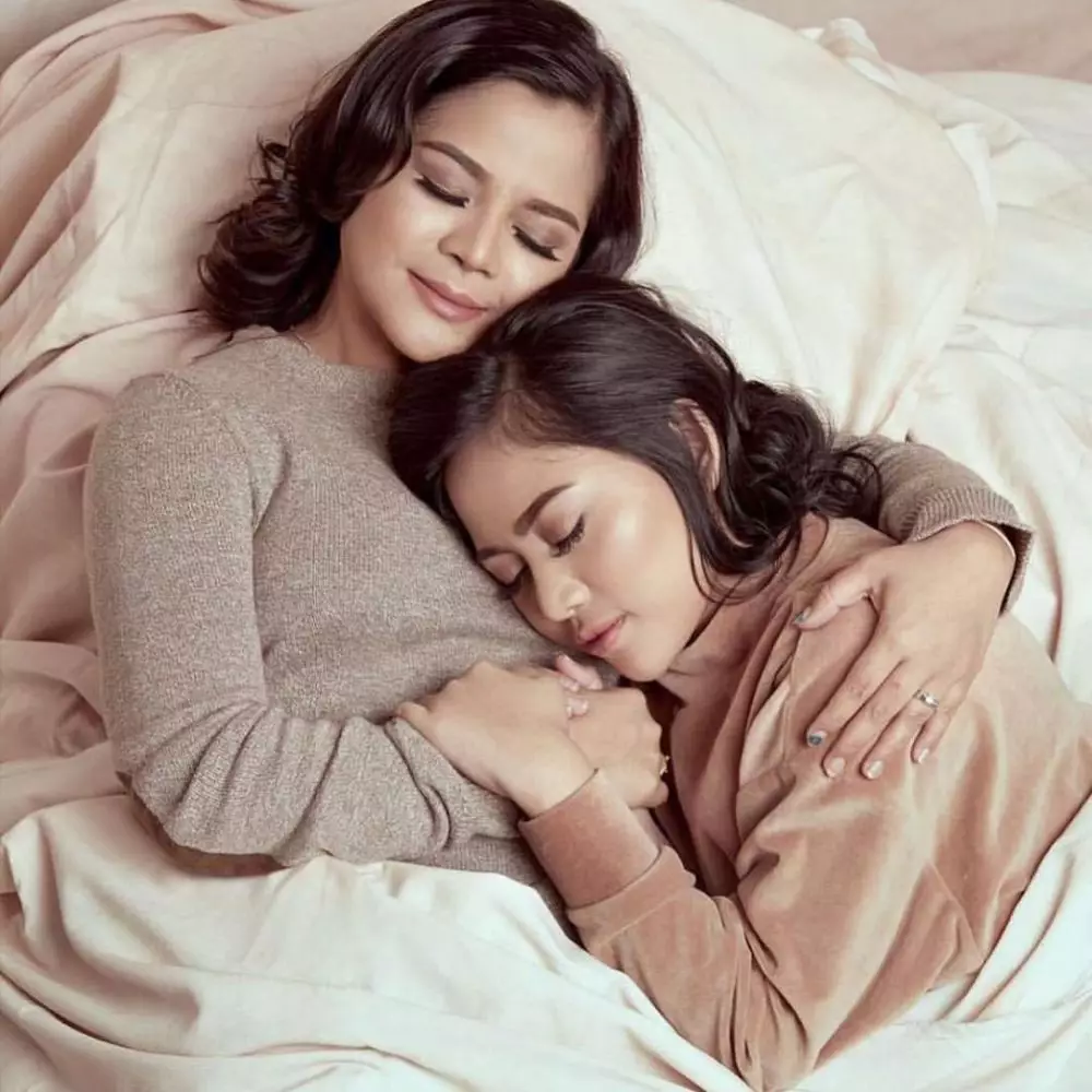 kebersamaan rachel vennya dan ibu © Instagram