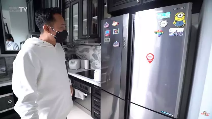 penampakan dapur nikita mirzani © YouTube