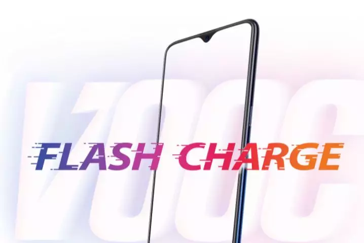 harga HP Oppo F9 © oppo.com