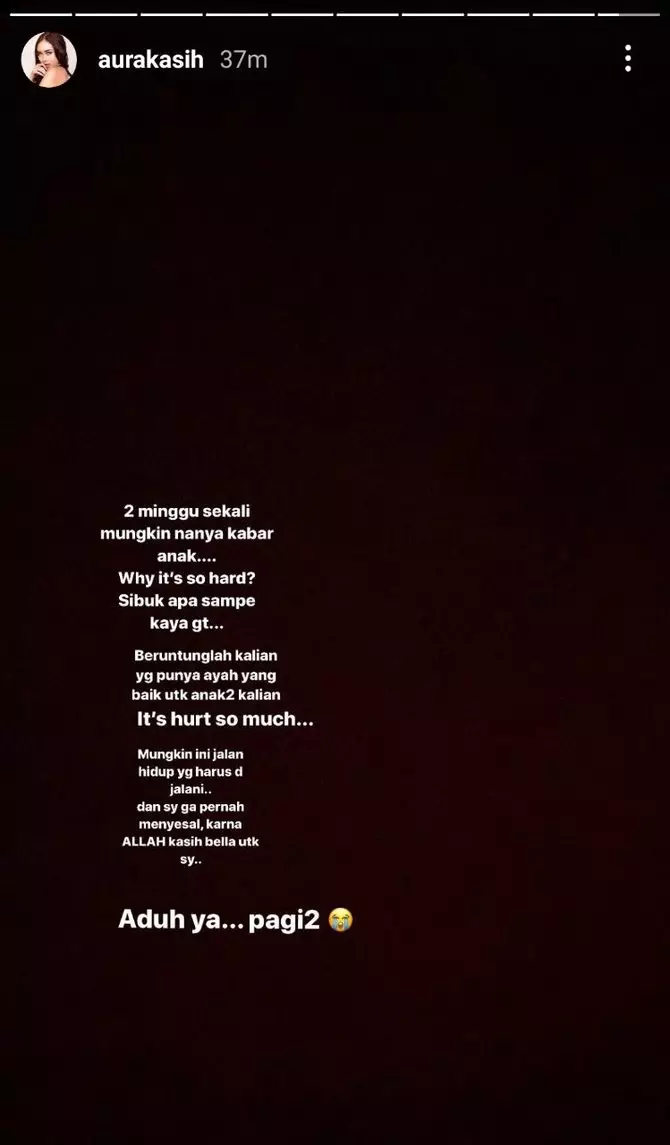 Curhat Aura Kasih soal anak © Instagram