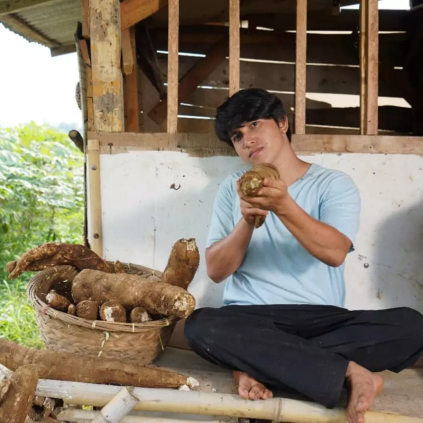 artis langganan sinetron bertema azab © 2020 brilio.net