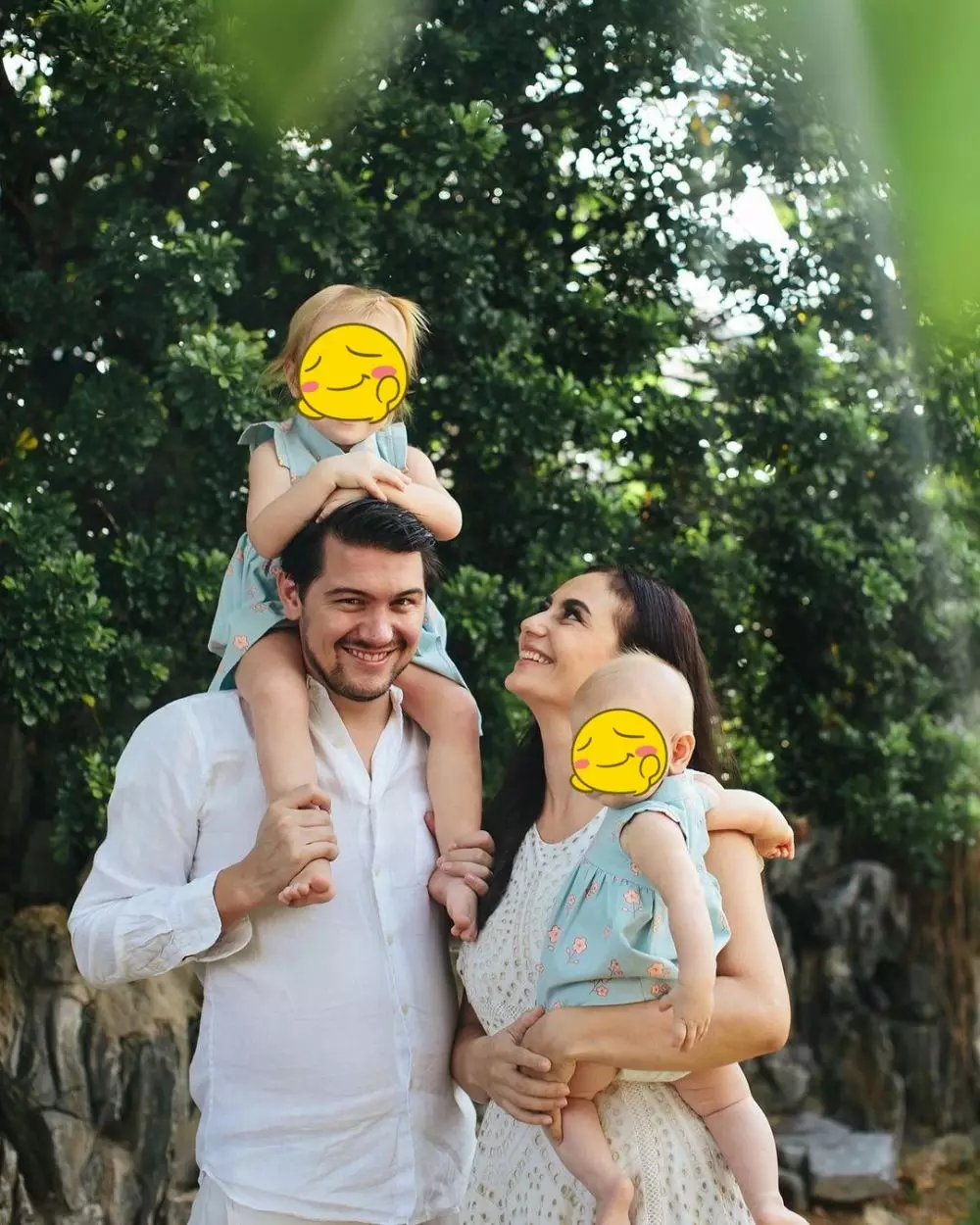 Seleb rayakan Natal dengan anggota keluarga baru © 2020 brilio.net