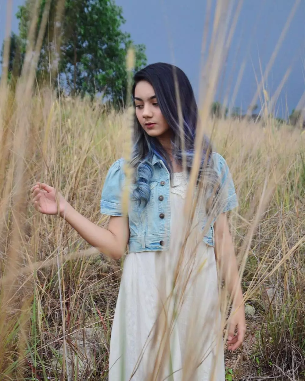 Gaya pemotretan Ersya Aurelia © 2020 brilio.net