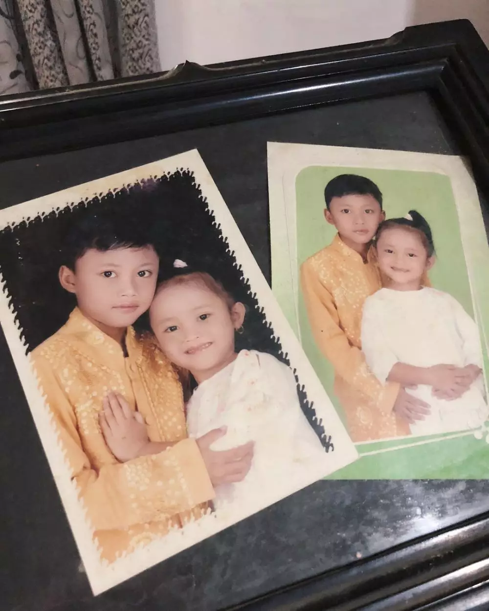 masa kecil Rizky Putri Delina berbagai sumber