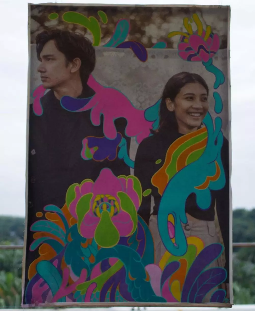 Prewed unik Adipati Dolken © 2020 brilio.net