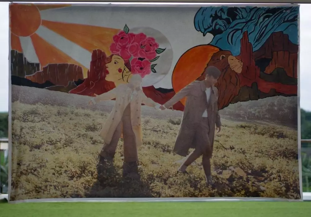 Prewed unik Adipati Dolken © 2020 brilio.net