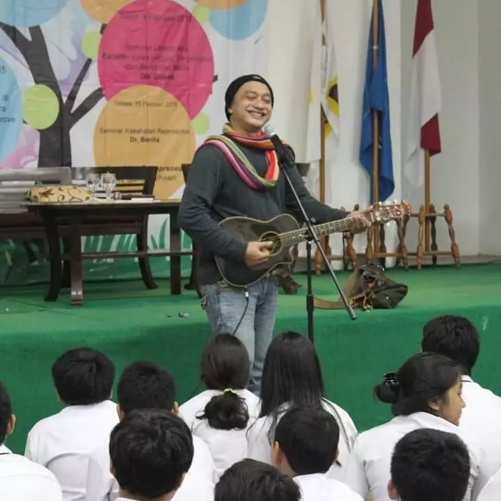 Nama asli seleb super panjang © Instagram