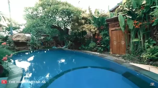 Potret rumah Sarah Menzel © Istimewa