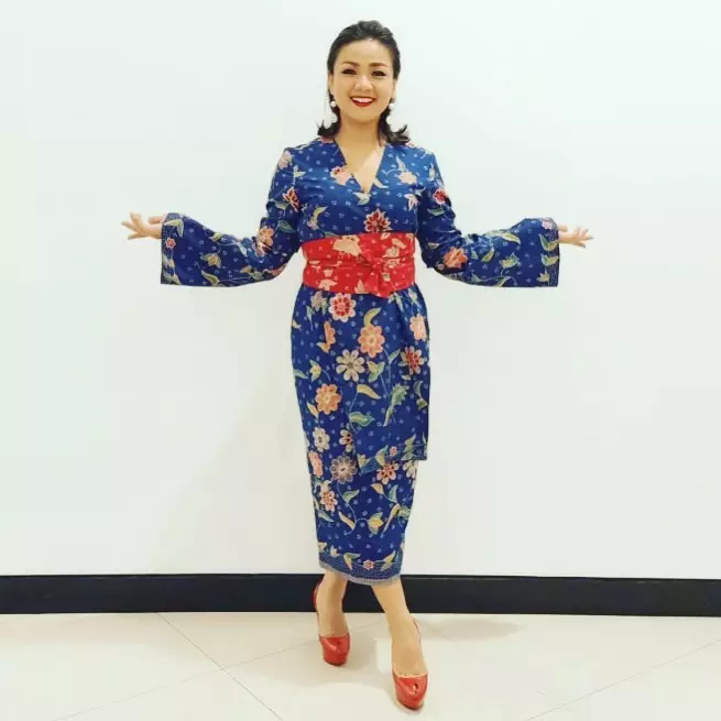 Seleb wanita ini terkenal dengan peran ibu idaman © Instagram