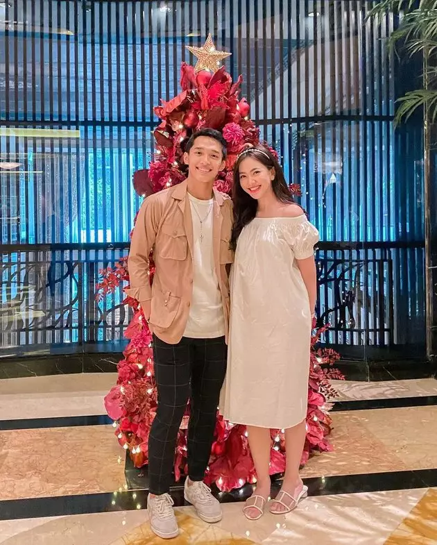 Momen kebersamaan Jonatan Christie dan Shania eks JKT48 ©Instagram Momen kebersamaan Jonatan Christie dan Shania eks JKT48 ©Instagram