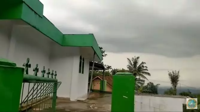 rumah dimas Ahmad di Ciamis © YouTube rumah dimas Ahmad di Ciamis © YouTube