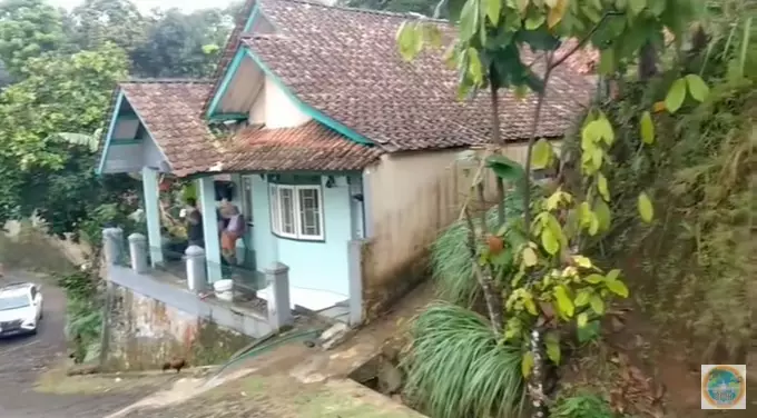 rumah dimas Ahmad di Ciamis © YouTube rumah dimas Ahmad di Ciamis © YouTube