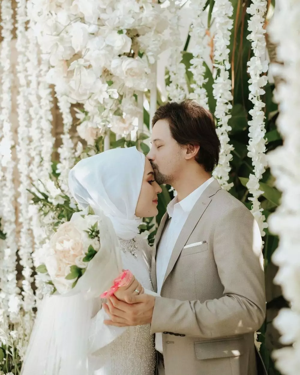 Lidi Brugman unggah momen manis bersama Lucky Perdana Instagram Lidi Brugman unggah momen manis bersama Lucky Perdana Instagram