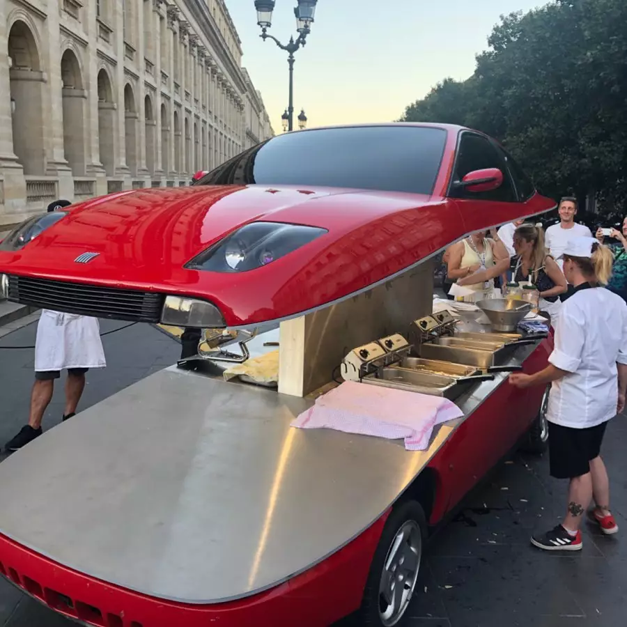 fungsi lain mobil mewah © Instagram