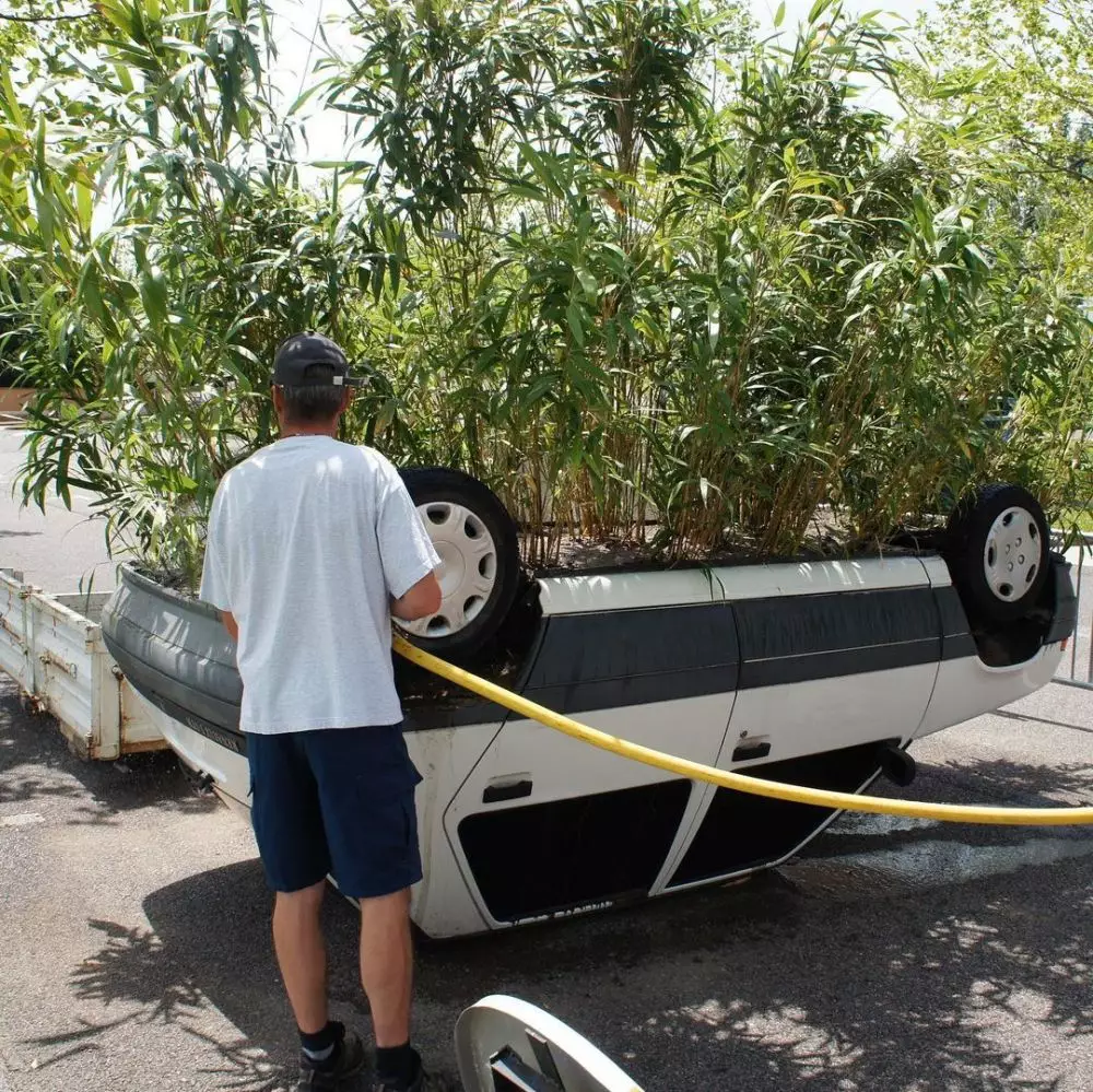 fungsi lain mobil mewah © Instagram