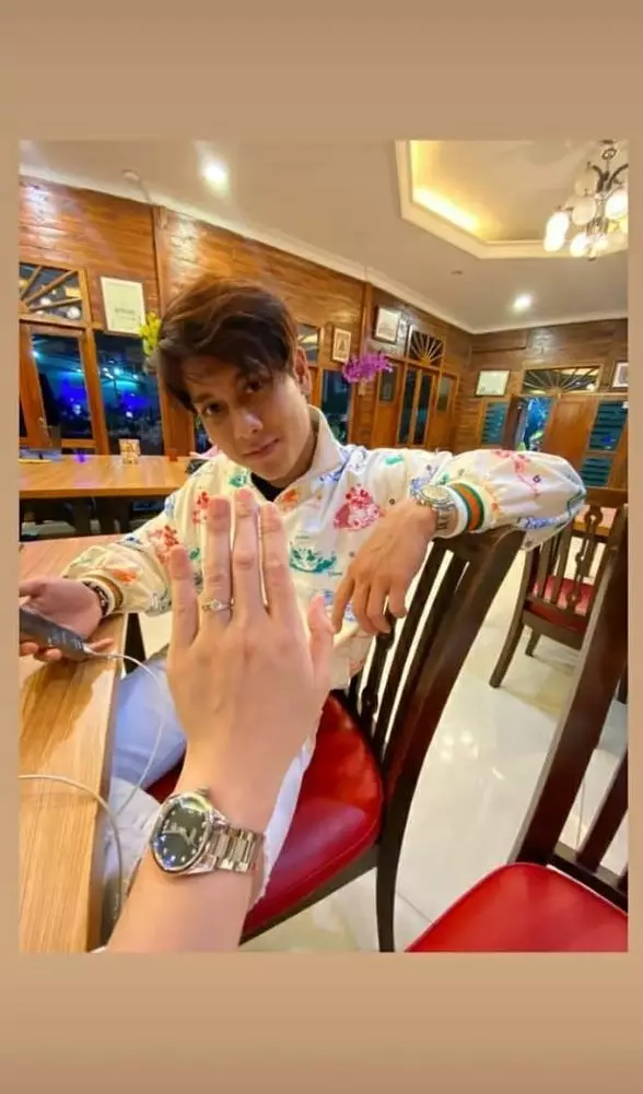 makna cincin Lesty © 2020 brilio.net makna cincin Lesty © 2020 brilio.net