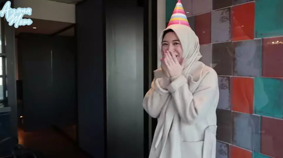 ultah Ayana ke-25 © YouTube ultah Ayana ke-25 © YouTube