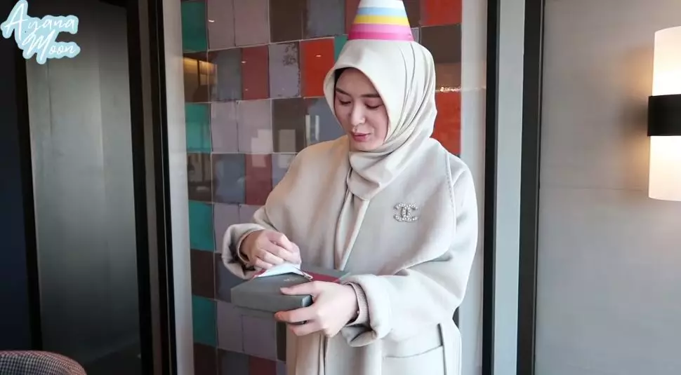 ultah Ayana ke-25 © YouTube ultah Ayana ke-25 © YouTube