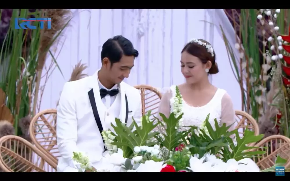 Beda gaya pernikahan Arya Saloka © 2020 brilio.net