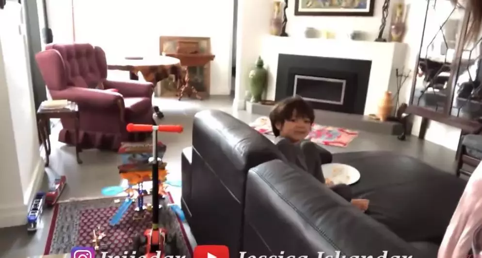 rumah presenter ganteng © YouTube