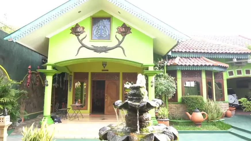 rumah Adam Ghifari © YouTube