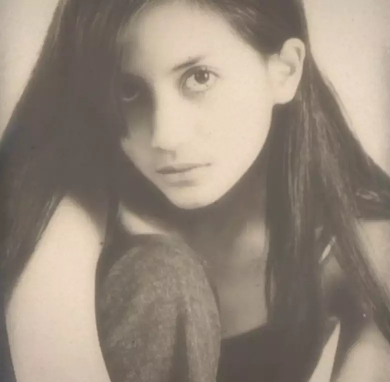 Potret 90-an ala pemain Ikatan Cinta Instagram Potret 90-an ala pemain Ikatan Cinta Instagram