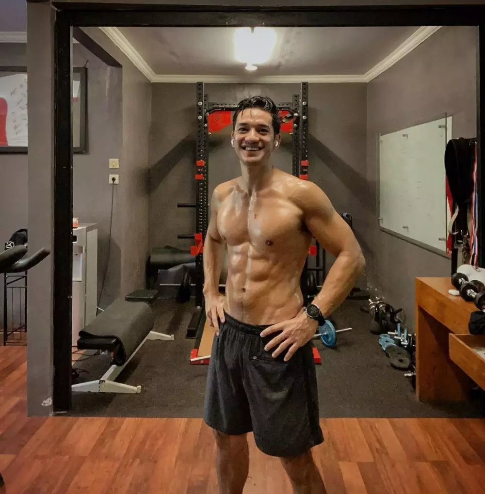 pesinetron pamer badan kekar © 2020 brilio.net pesinetron pamer badan kekar © 2020 brilio.net