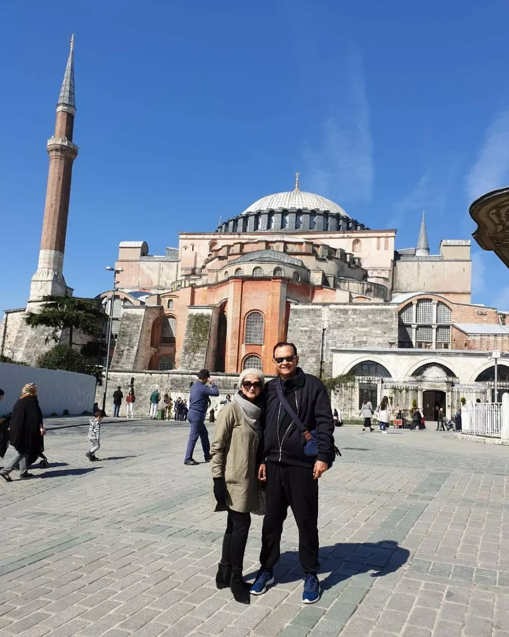 usia pernikahan seleb 30 tahun © Berbagai Sumber