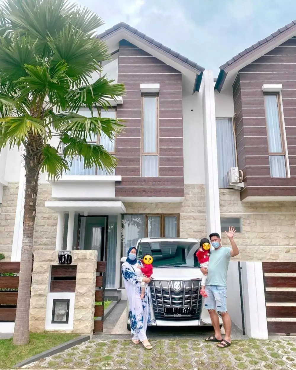 Momen seru liburan Ryana Dea dan keluarga © 2020 brilio.net Momen seru liburan Ryana Dea dan keluarga © 2020 brilio.net