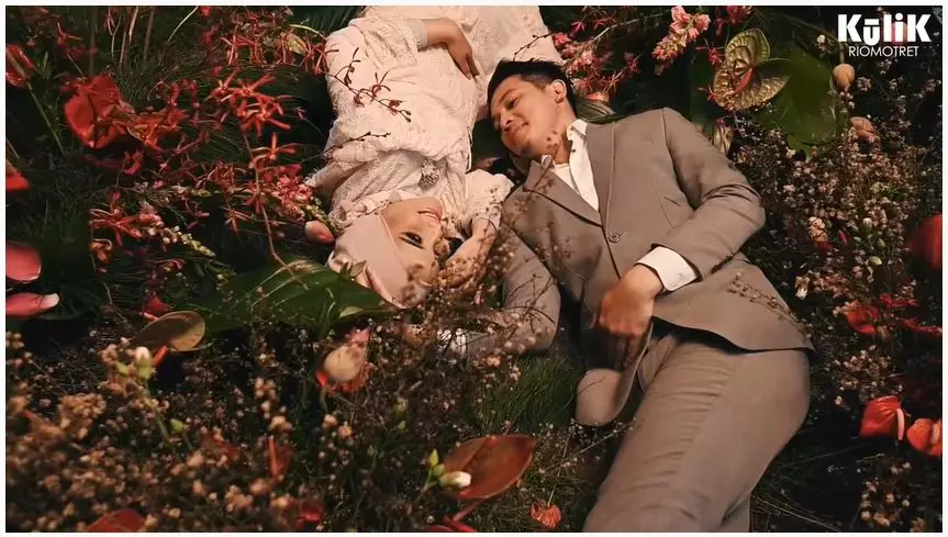 maternity shoot Zaskia Sungkar © YouTube