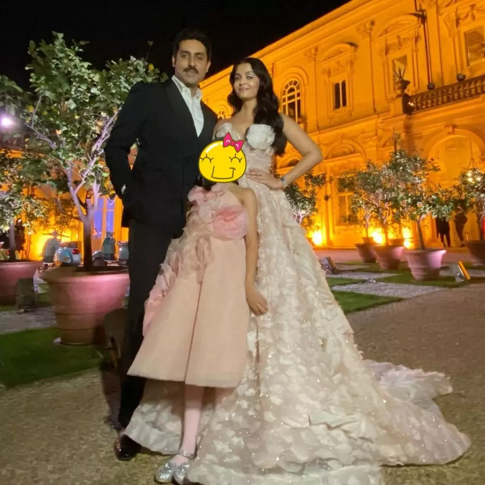 Anak seleb dapat hadiah ultah mobil pertama © Instagram