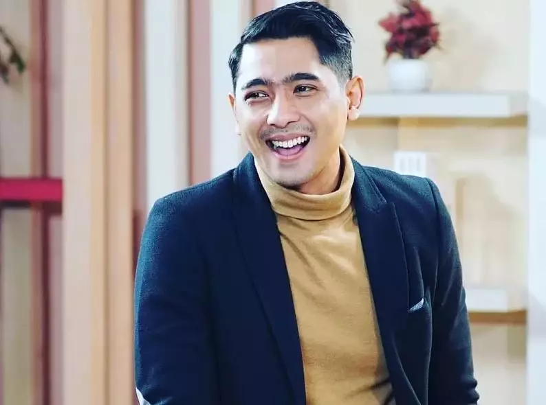 Transformasi gaya rambut Arya Saloka © 2020 brilio.net