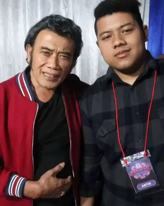 Rhoma dan Adam © Instagram