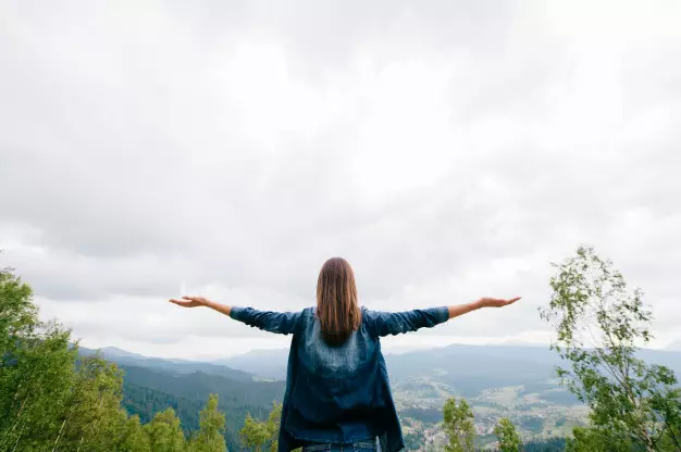 Kata-kata mutiara bersyukur Tahun Baru © freepik.com