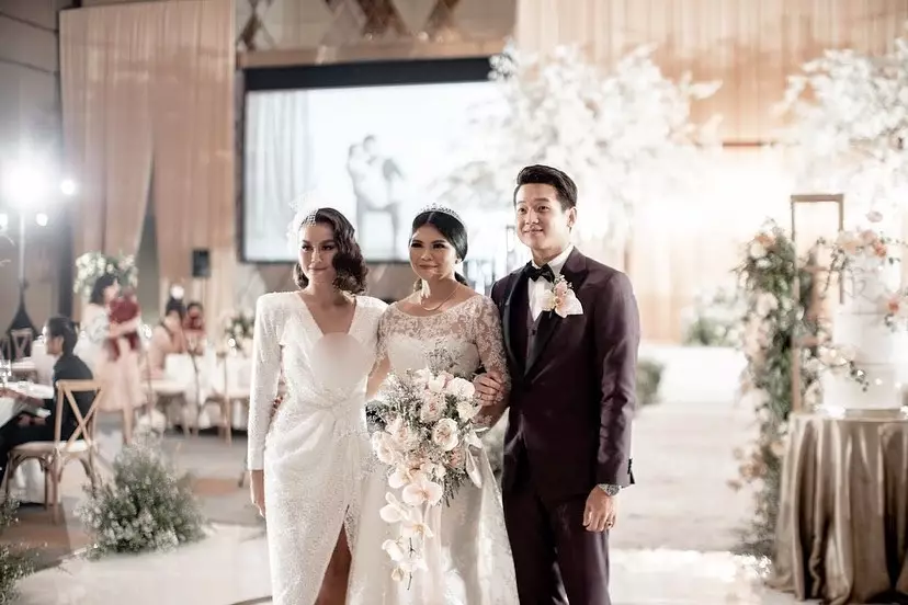 Agnez Mo hadiri nikahan Greysia Polii Instagram