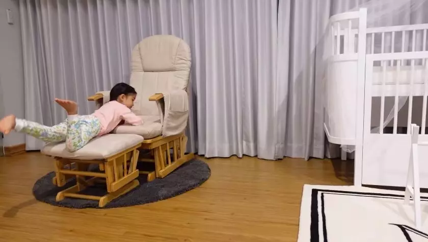 kamar Chelsea dan Glenn  © 2020 brilio.net