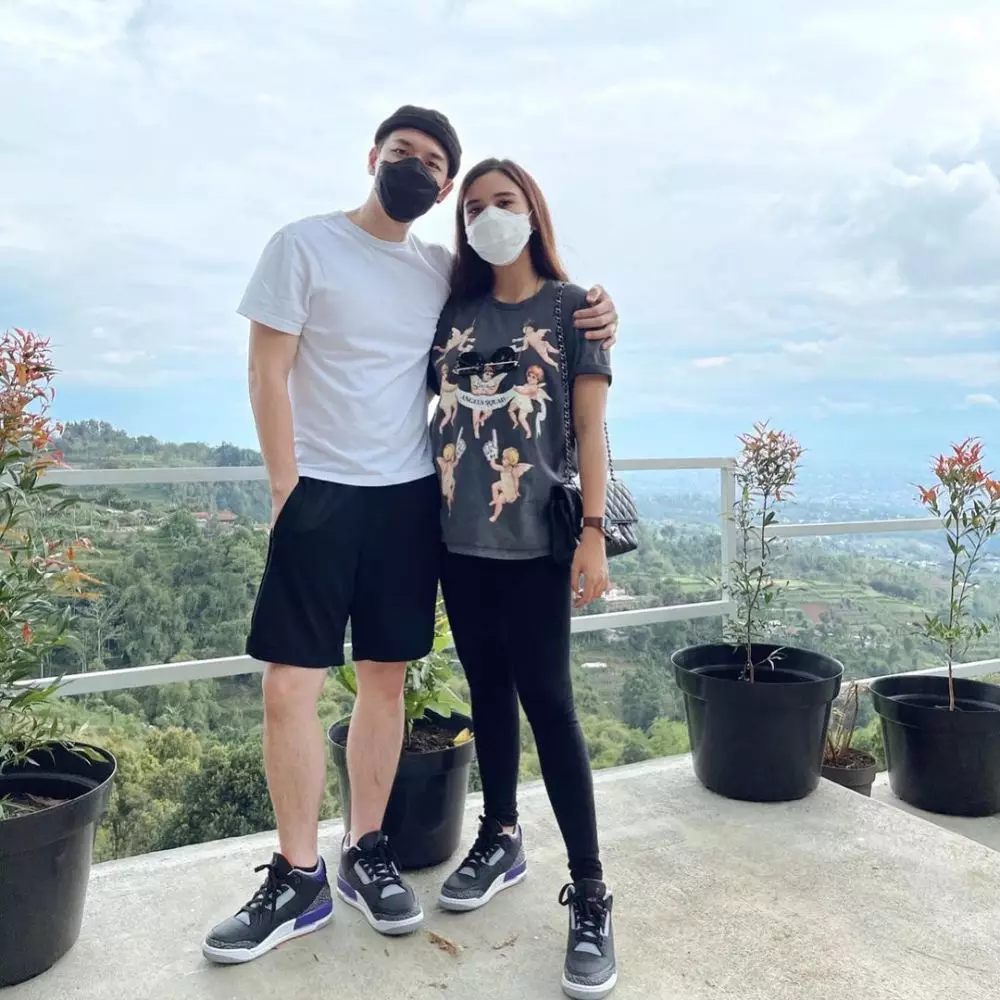 Audi Marissa pamer baby bump © Instagram