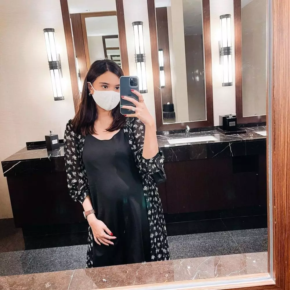 Audi Marissa pamer baby bump © Instagram