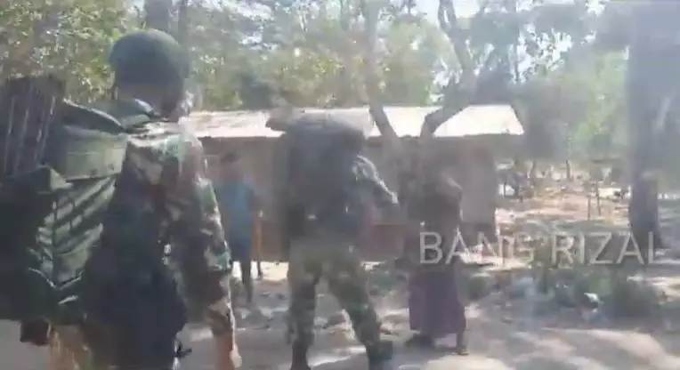 kepulangan tentara ditangisi warga Berbagai sumber