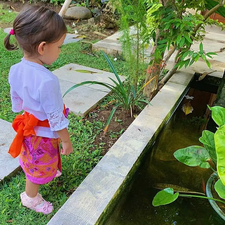 Upacara adat Bali rumah baru Raisa © Instagram Upacara adat Bali rumah baru Raisa © Instagram