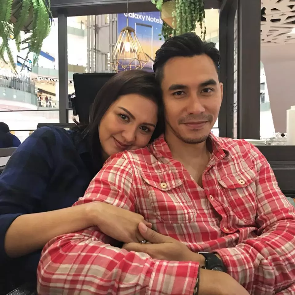 Anniversary Darius sinathrya dan Donna Agnesia © 2020 brilio.net