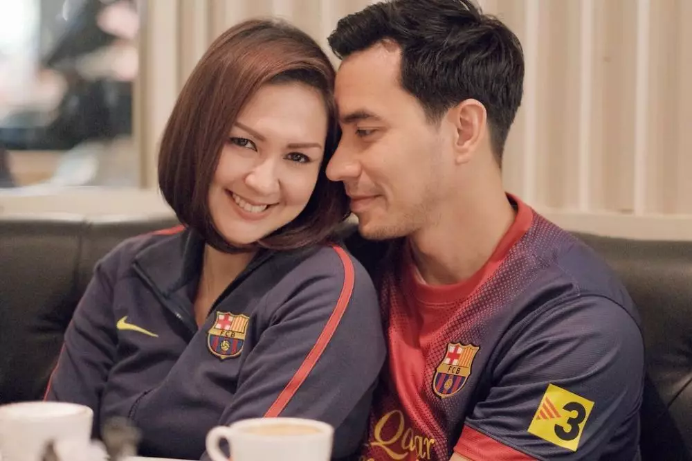 Anniversary Darius sinathrya dan Donna Agnesia © 2020 brilio.net