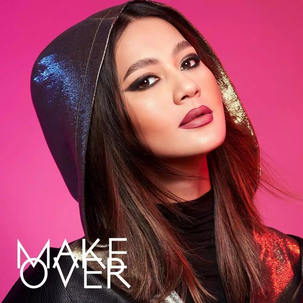 Paula Verhoeven makeup tebal ©Instagram Paula Verhoeven makeup tebal ©Instagram