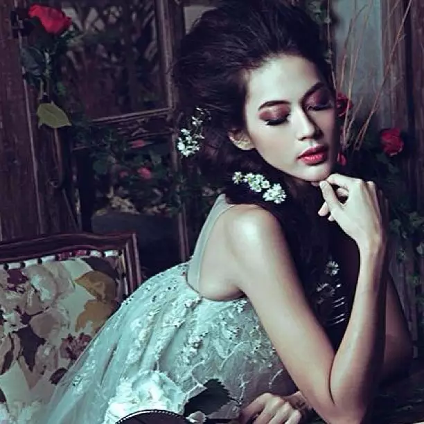 Paula Verhoeven makeup tebal ©Instagram Paula Verhoeven makeup tebal ©Instagram