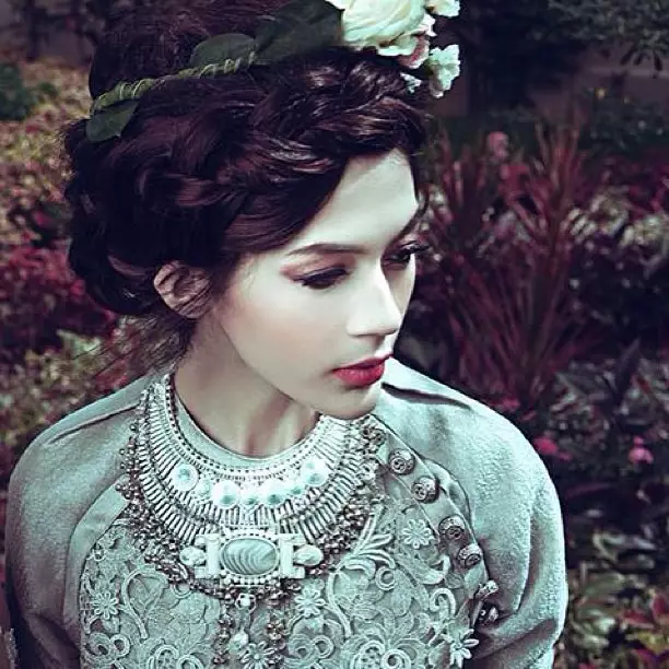 Paula Verhoeven makeup tebal ©Instagram Paula Verhoeven makeup tebal ©Instagram