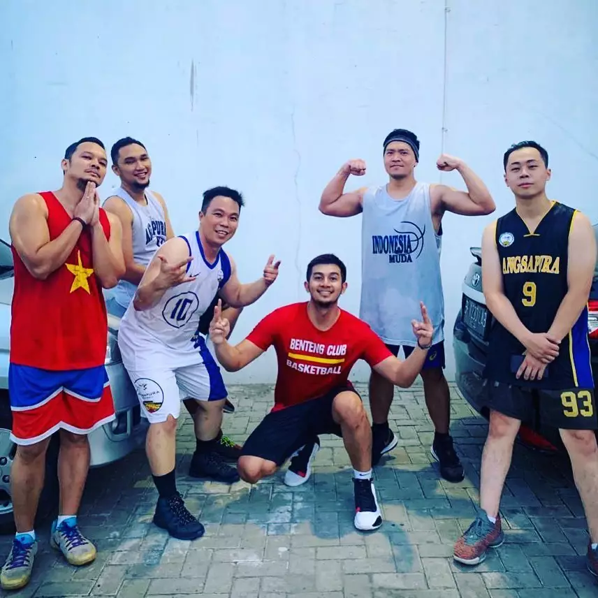 Potret Michael Yukinobu Defretes saat main basket Instagram Potret Michael Yukinobu Defretes saat main basket Instagram