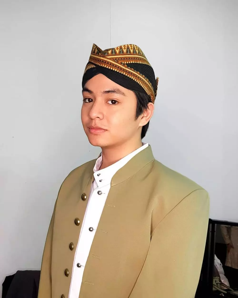 aktor baju adat Jawa © 2020 berbagai sumber