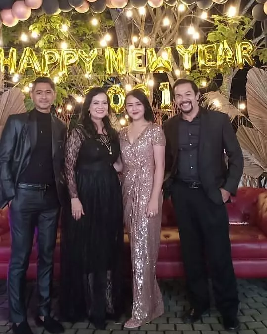 perayaan tahun baru pemain Ikatan Cinta © 2021 brilio.net perayaan tahun baru pemain Ikatan Cinta © 2021 brilio.net