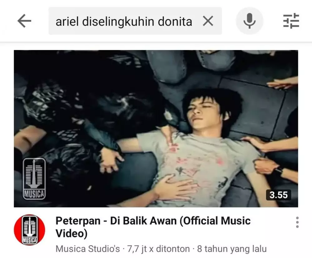 Keyword pencarian lagu Peterpan © Twitter